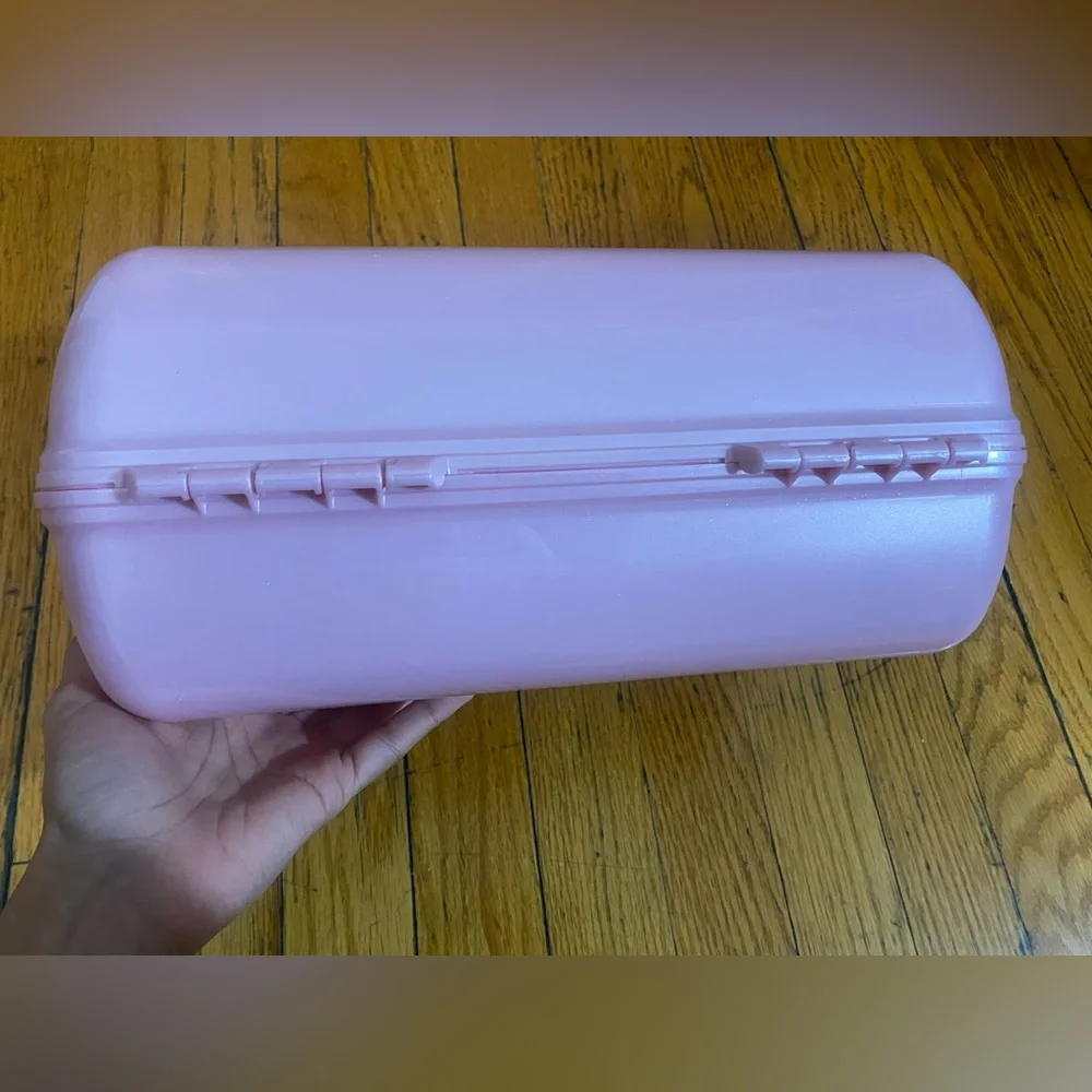 Vintage Caboodles case- pink and sparkly with mirror